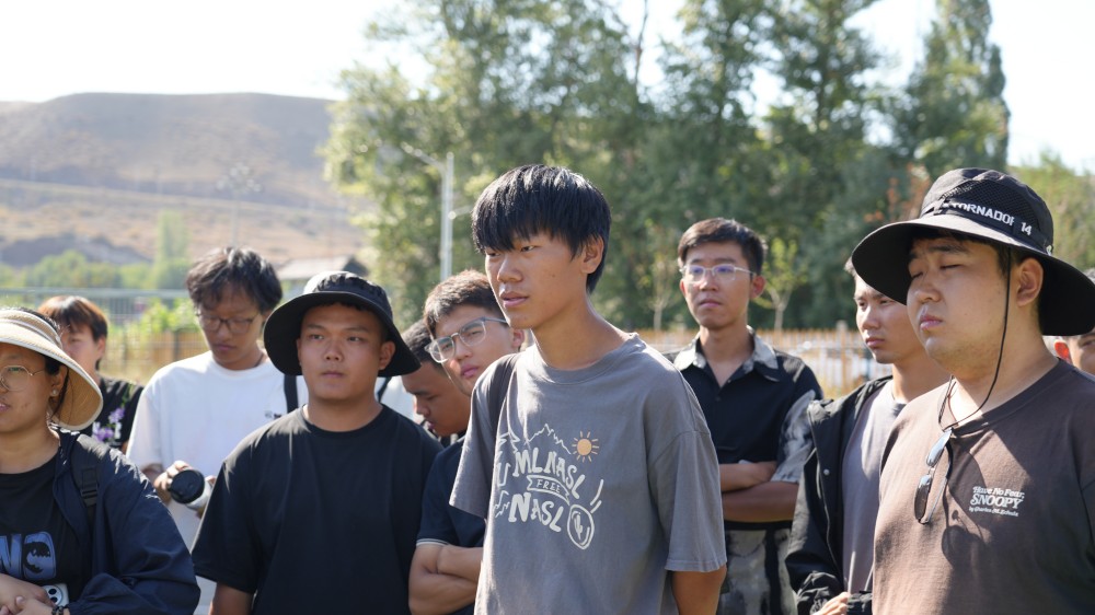 想当无人机大咖?来新疆保华润天03考点,一站式成就你的飞行梦想!