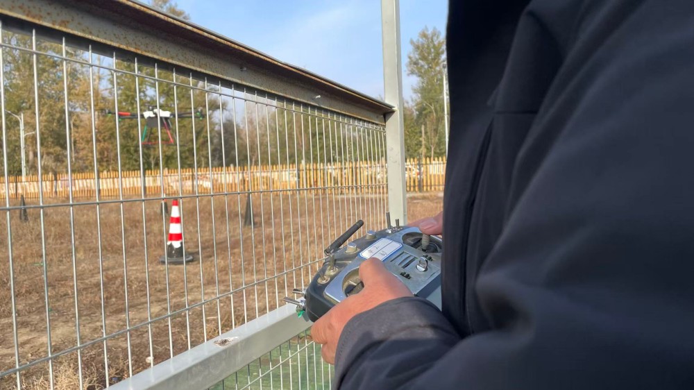 保华润天新疆无人机培训:理论+实操,一站式拿证服务