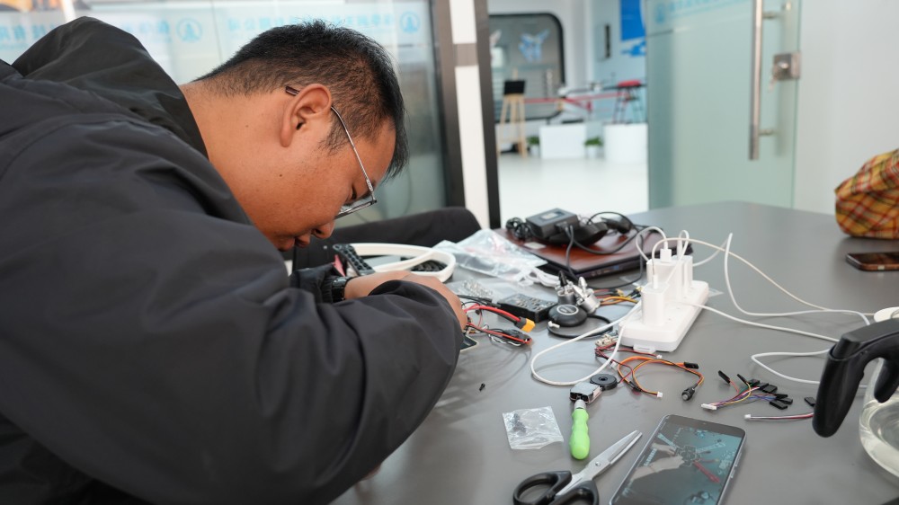 新疆无人机培训全程服务,保华润天从报名到取证无忧