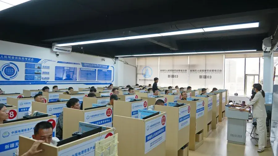 新疆博乐消防救援支队无人机驾驶员培训