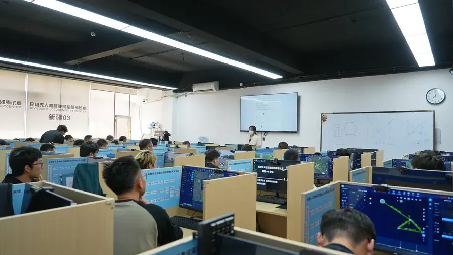 新疆博乐消防救援支队无人机驾驶员培训